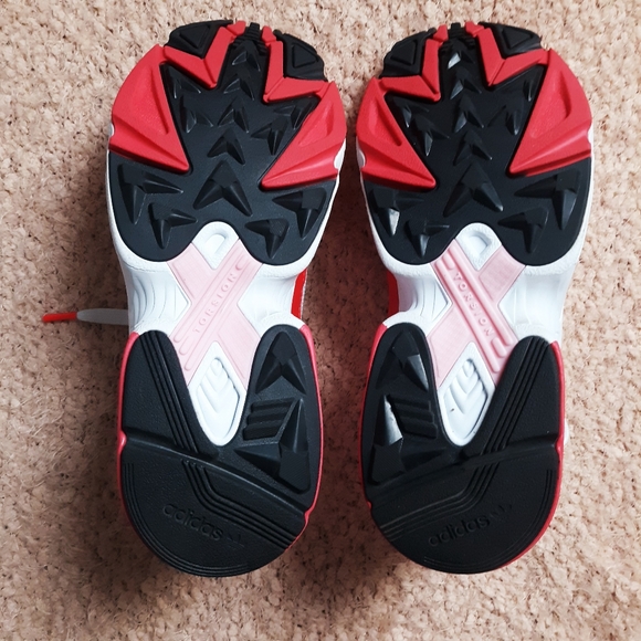 Adidas Falcon Active Red trendy  sneakers - Picture 9 of 17